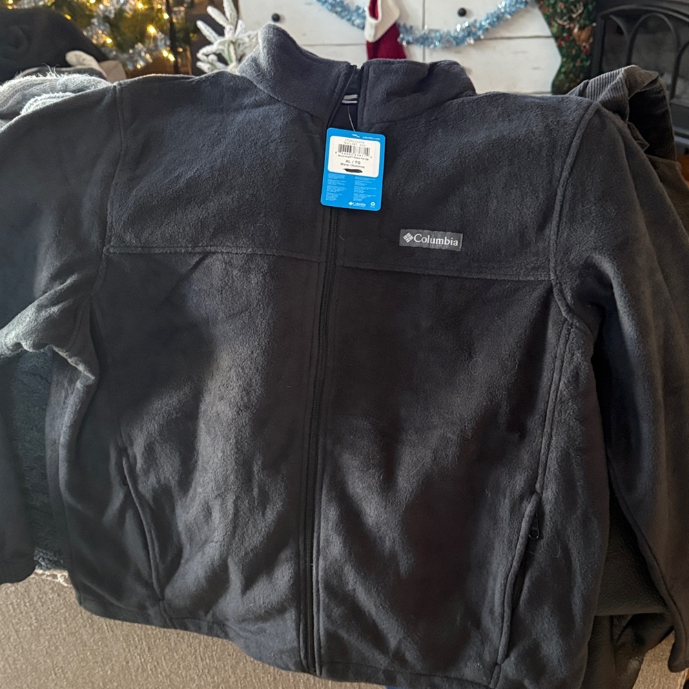 Columbia men’s fleece jacket size XL (New)